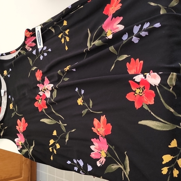 Brand new Old Navy dress - Picture 3 of 3